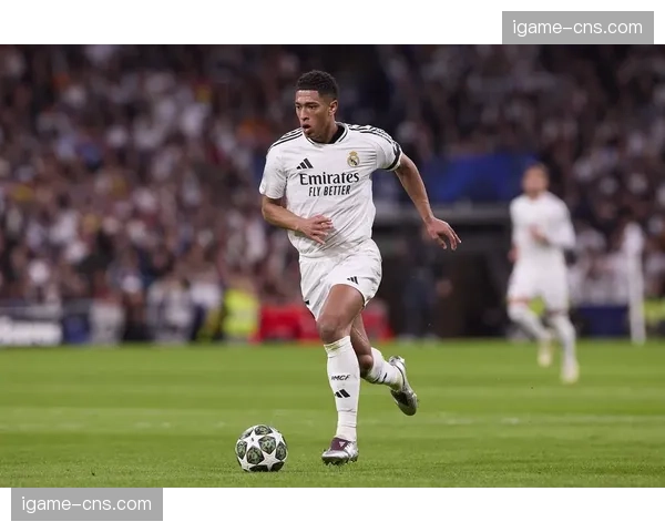 战报:皇马2-1巴萨取胜国家德比,贝林厄姆绝杀助球队登顶 战报:皇马2-1巴萨取胜国家德比,贝林厄姆绝杀助球队登顶